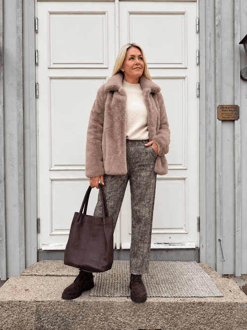 Hovedbilde Rosa Fake Fur Jacket Kaffe