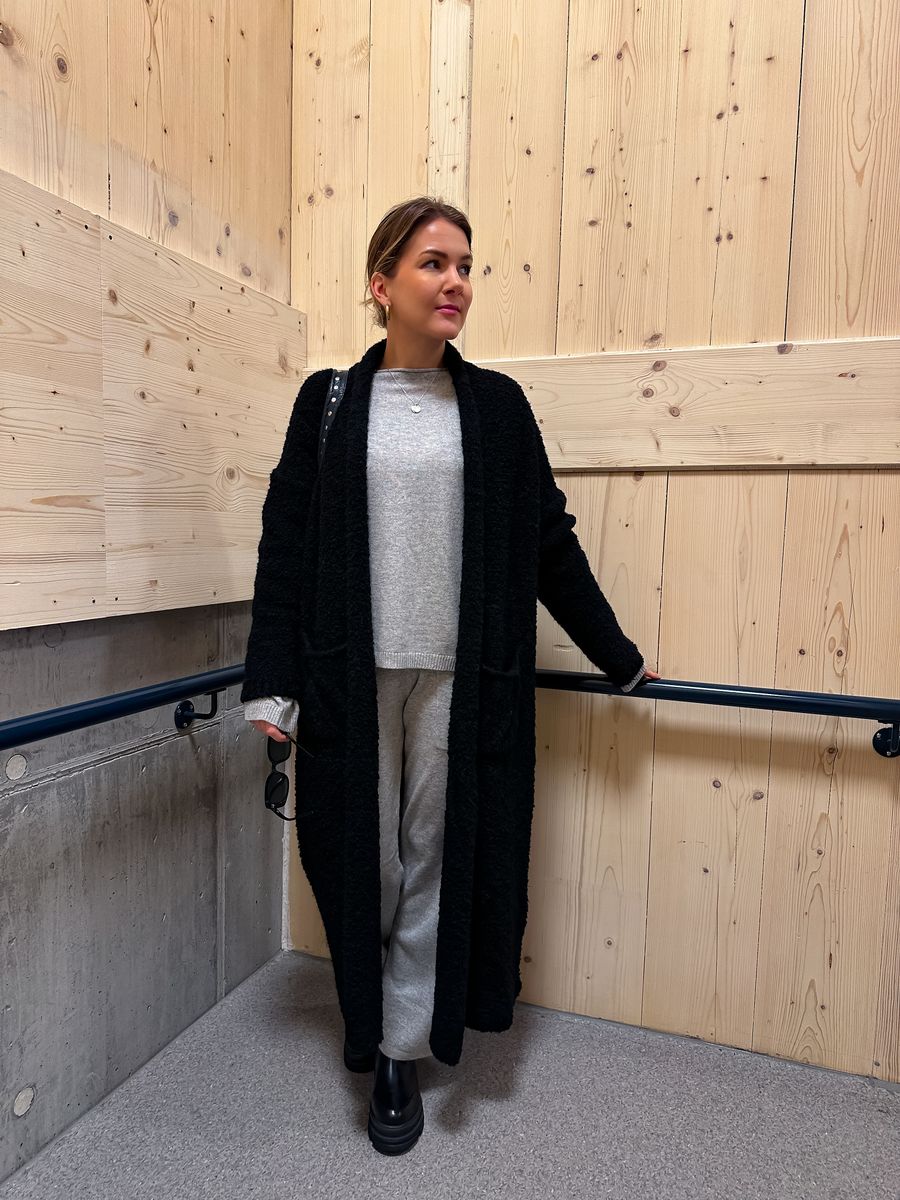 Merild Cardigan Reunion