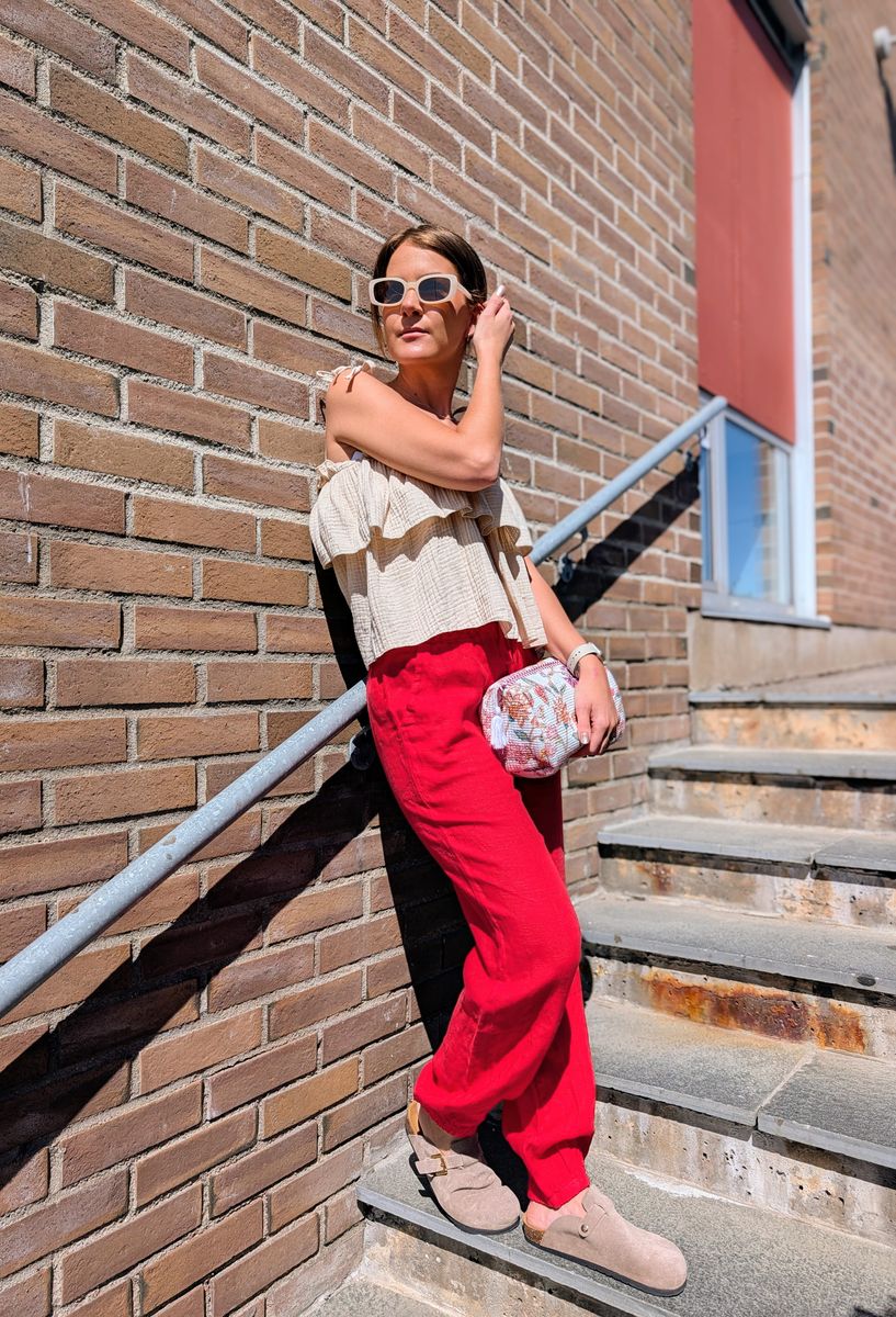Strawberry Linen Pant