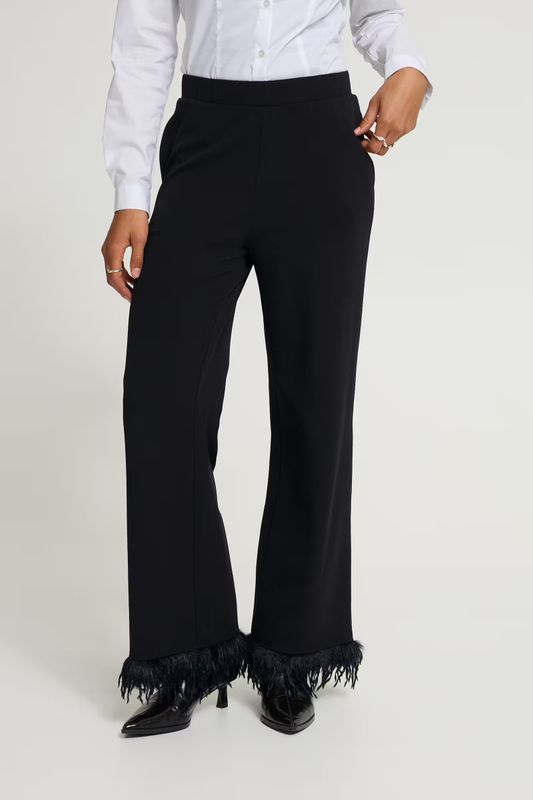 Katine Pant Ichi