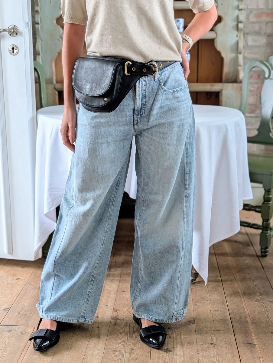 Golden Chic Belt Bag Depeche