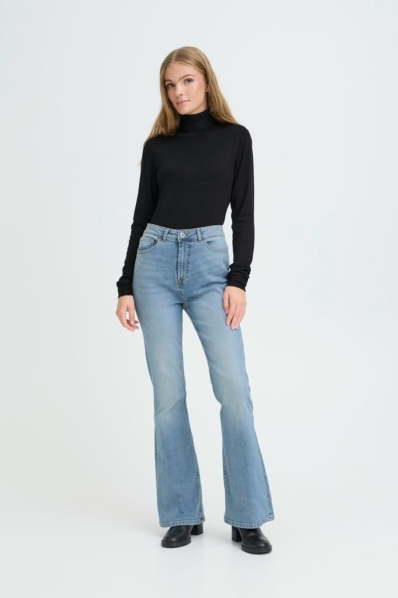 Wiggy Flared Jeans Ichi